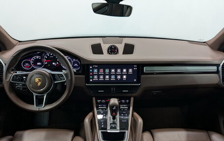 Porsche Cayenne III, 2023 год, 12 850 000 рублей, 14 фотография