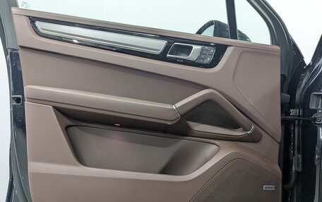 Porsche Cayenne III, 2023 год, 12 850 000 рублей, 19 фотография