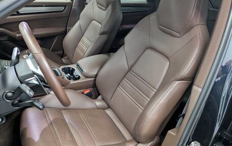 Porsche Cayenne III, 2023 год, 12 850 000 рублей, 20 фотография