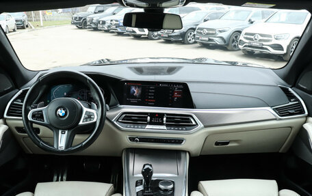 BMW X5, 2019 год, 6 240 000 рублей, 12 фотография