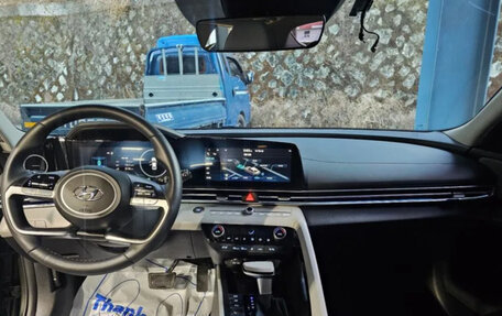 Hyundai Avante, 2023 год, 1 900 000 рублей, 10 фотография
