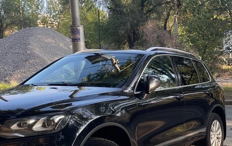 Volkswagen Touareg III, 2013 год, 2 499 000 рублей, 1 фотография