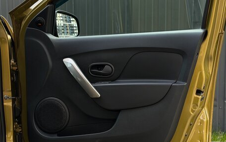 Renault Sandero II рестайлинг, 2016 год, 990 000 рублей, 31 фотография