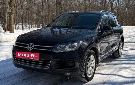 Volkswagen Touareg III, 2013 год, 2 499 000 рублей, 4 фотография
