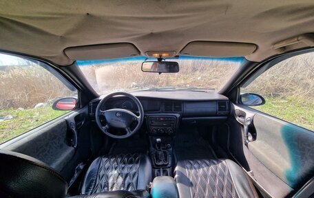 Opel Vectra B рестайлинг, 1998 год, 130 000 рублей, 19 фотография