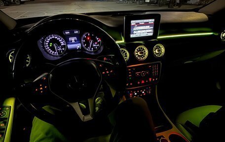 Mercedes-Benz GLA, 2014 год, 1 690 000 рублей, 14 фотография