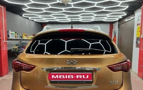 Infiniti FX II, 2010 год, 2 500 000 рублей, 7 фотография