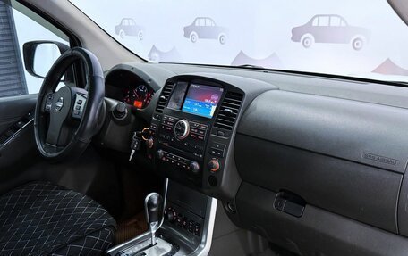 Nissan Navara (Frontier), 2010 год, 1 255 000 рублей, 8 фотография