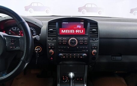 Nissan Navara (Frontier), 2010 год, 1 255 000 рублей, 12 фотография