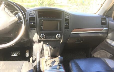 Mitsubishi Pajero IV, 2007 год, 1 650 000 рублей, 11 фотография