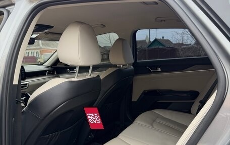 KIA K5, 2022 год, 3 030 000 рублей, 9 фотография