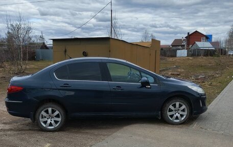 Peugeot 408 I рестайлинг, 2013 год, 620 000 рублей, 2 фотография