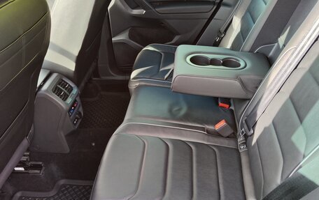 Volkswagen Tiguan II, 2020 год, 4 190 000 рублей, 36 фотография