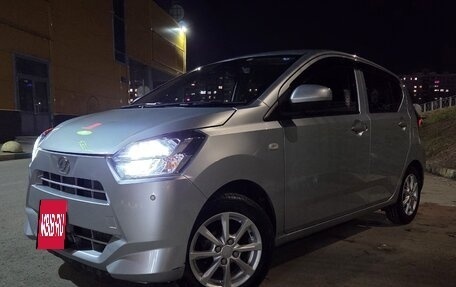 Daihatsu Mira e:S I рестайлинг, 2017 год, 900 000 рублей, 4 фотография