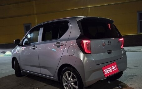 Daihatsu Mira e:S I рестайлинг, 2017 год, 900 000 рублей, 2 фотография