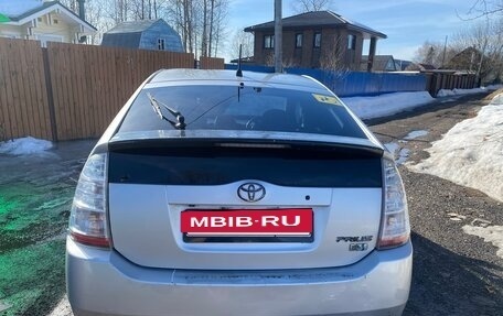 Toyota Prius, 2009 год, 450 000 рублей, 7 фотография