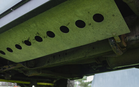 Land Rover Defender I, 2005 год, 2 100 000 рублей, 10 фотография