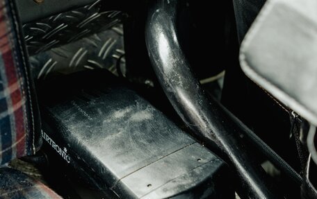 Land Rover Defender I, 2005 год, 2 100 000 рублей, 20 фотография