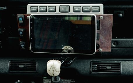 Land Rover Defender I, 2005 год, 2 100 000 рублей, 17 фотография