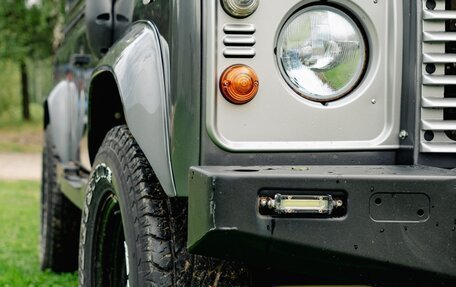 Land Rover Defender I, 2005 год, 2 100 000 рублей, 28 фотография