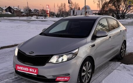 KIA Rio III рестайлинг, 2015 год, 1 050 000 рублей, 2 фотография