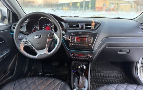 KIA Rio III рестайлинг, 2015 год, 1 050 000 рублей, 10 фотография