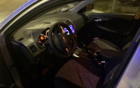 Toyota Corolla, 2012 год, 1 050 000 рублей, 22 фотография