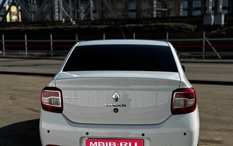 Renault Logan II, 2017 год, 750 000 рублей, 4 фотография