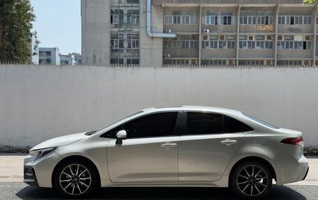 Toyota Corolla, 2023 год, 1 550 000 рублей, 4 фотография