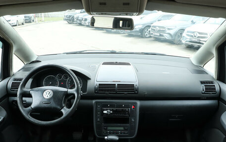 Volkswagen Sharan I рестайлинг, 2005 год, 750 000 рублей, 12 фотография