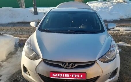 Hyundai Elantra V, 2012 год, 830 000 рублей, 1 фотография