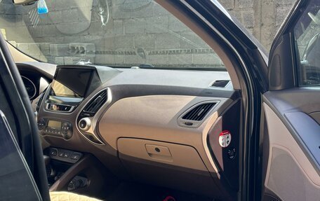 Hyundai ix35 I рестайлинг, 2012 год, 1 350 000 рублей, 8 фотография