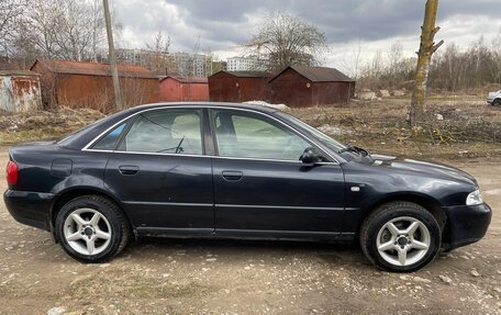 Audi A4, 2000 год, 400 000 рублей, 3 фотография