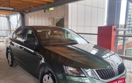 Skoda Octavia, 2019 год, 1 900 000 рублей, 2 фотография