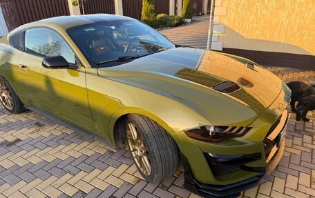 Ford Mustang VI рестайлинг, 2018 год, 2 650 000 рублей, 2 фотография