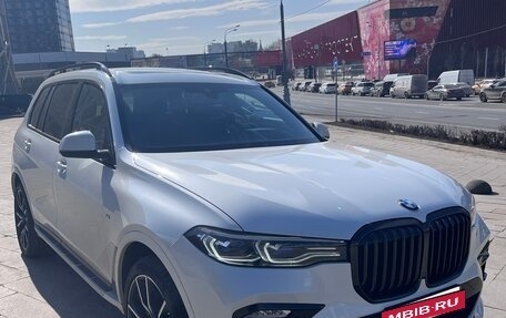 BMW X7, 2021 год, 9 900 000 рублей, 2 фотография