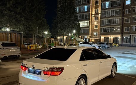 Toyota Camry, 2015 год, 2 300 000 рублей, 7 фотография