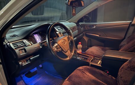 Toyota Camry, 2015 год, 2 300 000 рублей, 3 фотография