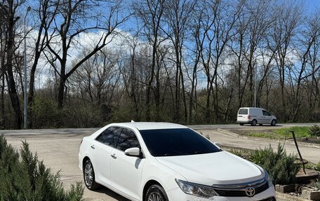 Toyota Camry, 2015 год, 2 300 000 рублей, 11 фотография