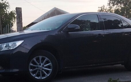 Toyota Camry, 2013 год, 2 030 000 рублей, 2 фотография