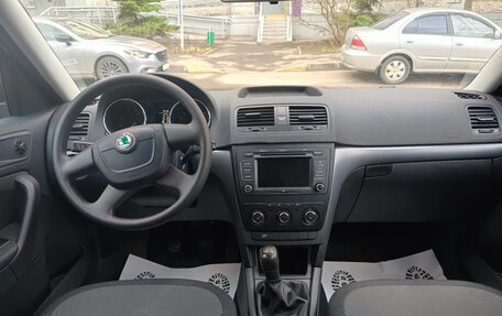 Skoda Yeti I рестайлинг, 2012 год, 1 205 000 рублей, 8 фотография