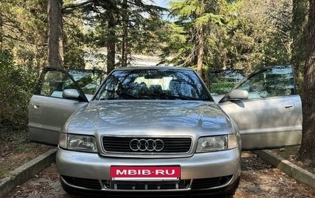 Audi A4, 1998 год, 410 000 рублей, 13 фотография