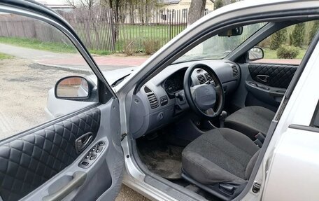 Hyundai Accent II, 2004 год, 450 000 рублей, 10 фотография