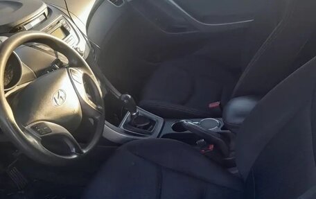 Hyundai Elantra V, 2012 год, 830 000 рублей, 8 фотография