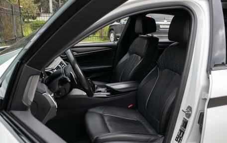 BMW 5 серия, 2018 год, 4 800 000 рублей, 14 фотография