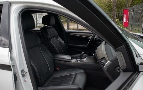 BMW 5 серия, 2018 год, 4 800 000 рублей, 12 фотография