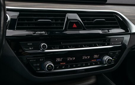 BMW 5 серия, 2018 год, 4 800 000 рублей, 21 фотография