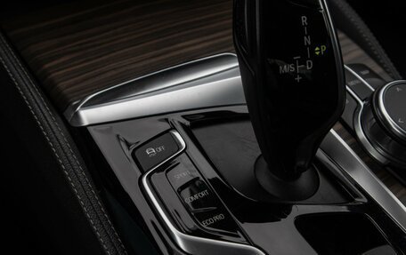 BMW 5 серия, 2018 год, 4 800 000 рублей, 26 фотография