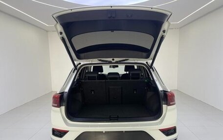 Volkswagen T-Roc I, 2022 год, 1 800 000 рублей, 7 фотография