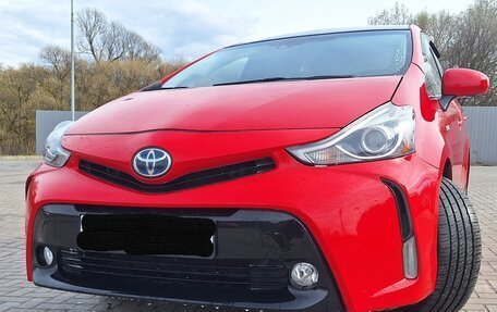 Toyota Prius v (+) I (ZVW40/41) рестайлинг, 2016 год, 1 987 000 рублей, 1 фотография